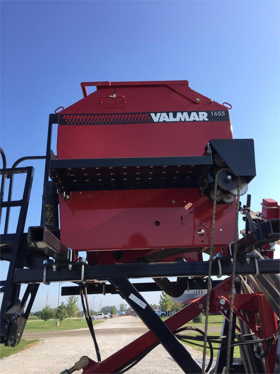 Salford I1200 with Valmar 1655 Stutsmans