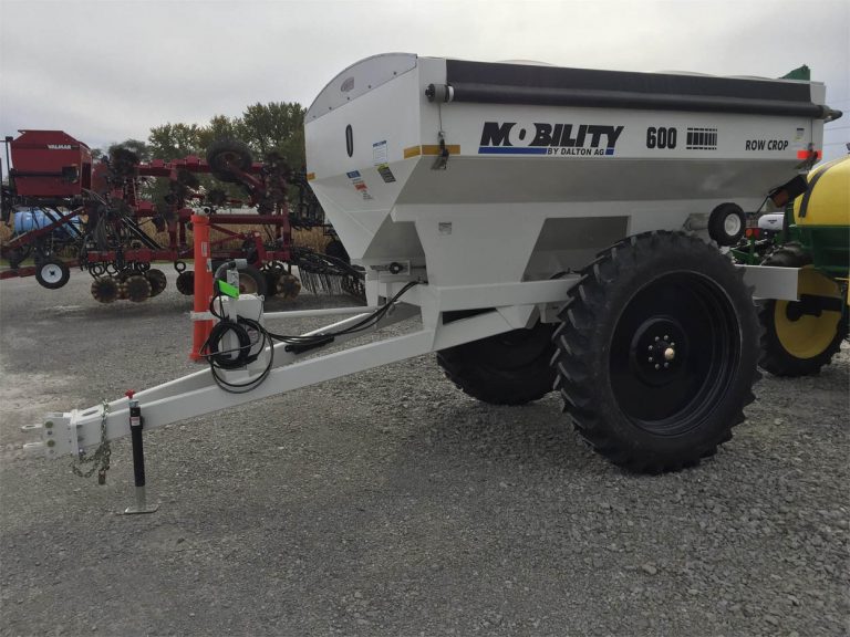 Dalton Mobility 600 Dry Fertilizer Spreader Stutsmans