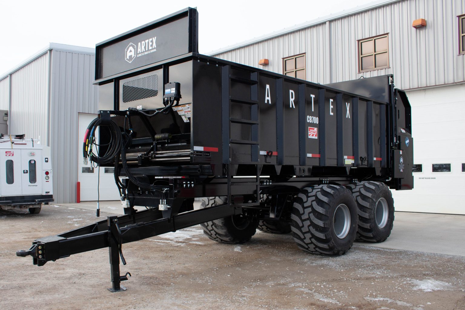 Artex CB Series Manure Spreader Stutsmans